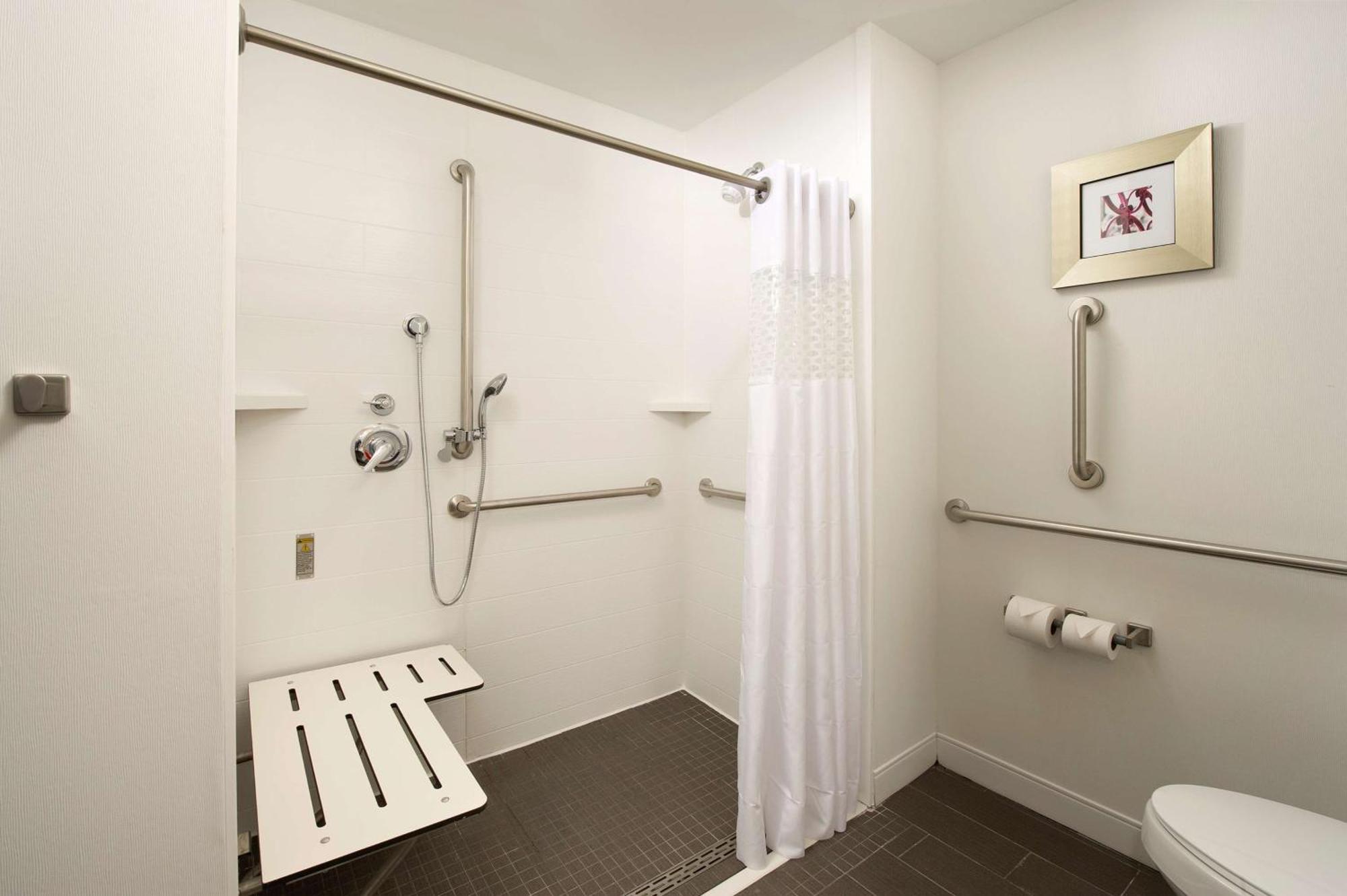 Hampton Inn Louisville East Hurstbourne Εξωτερικό φωτογραφία
