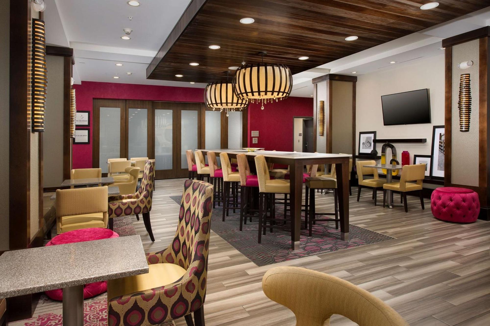 Hampton Inn Louisville East Hurstbourne Εξωτερικό φωτογραφία